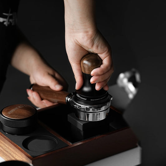 Spring-Loaded Espresso Tamper – 30lb | 51–58mm Barista Tool